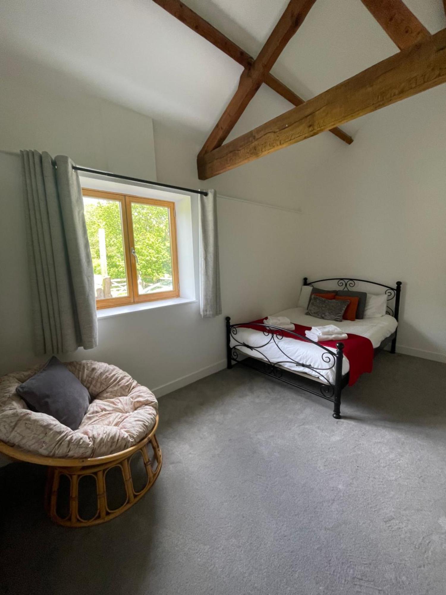 Brick Barn Villa Halstead  Eksteriør bilde